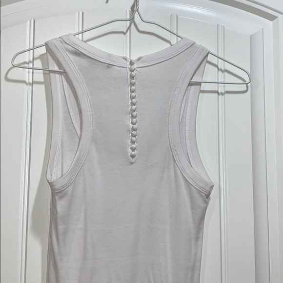 White button back tank top - Picture 3 of 3